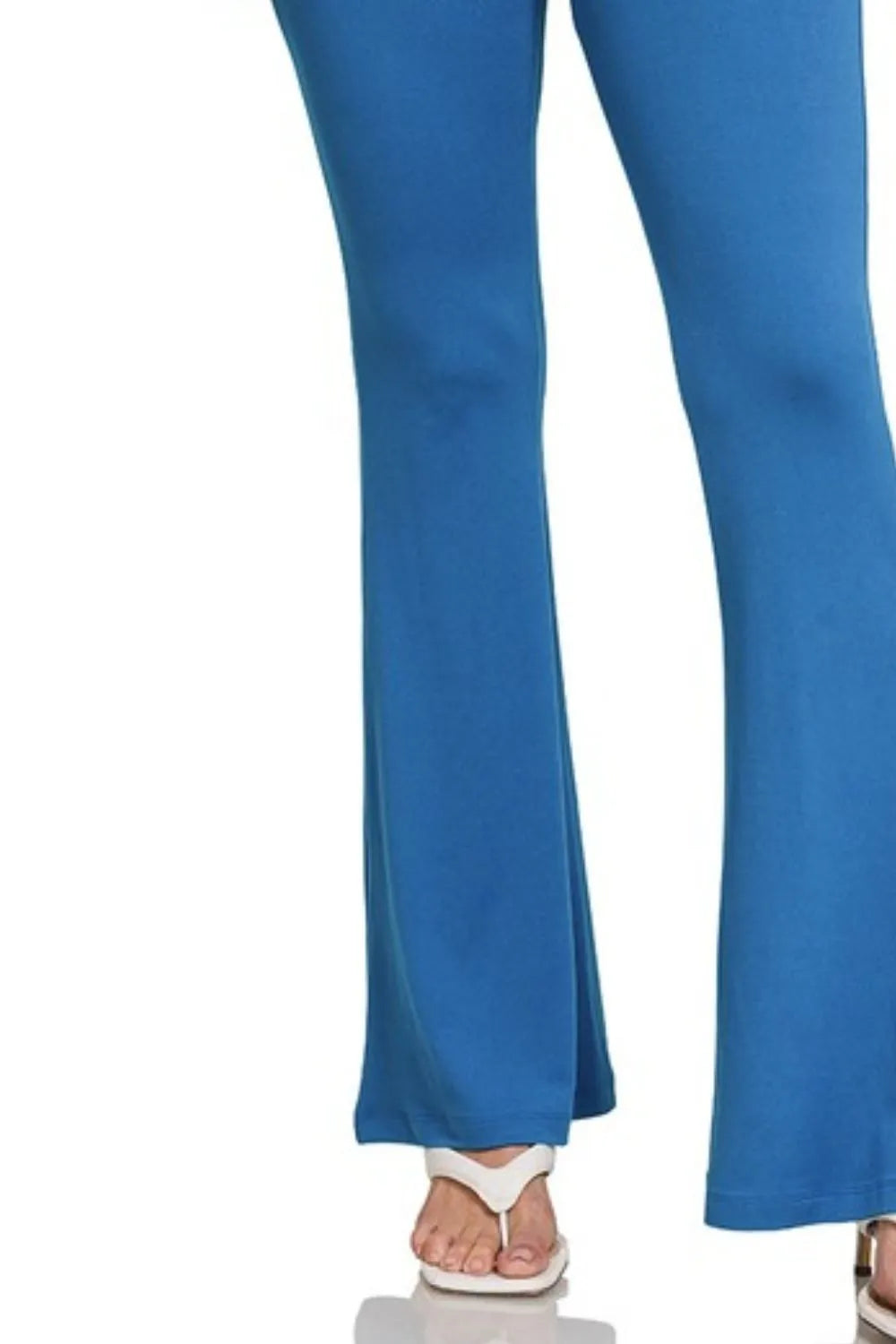 Pantalones de yoga de talle alto con pernera ancha ultra suaves Zenana Imagen secundaria del producto